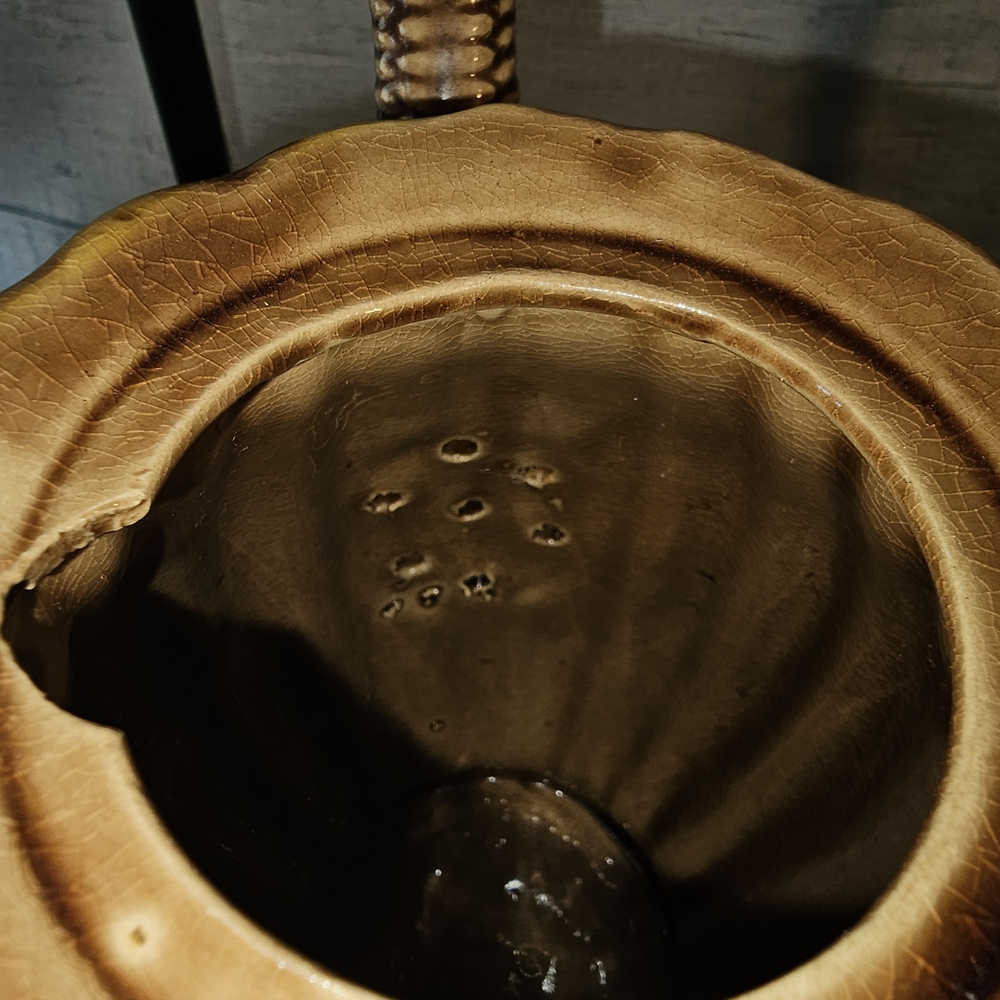 Tilso Rustic Wicker-Style Ceramic Tea Pot - Picture 7 of 9